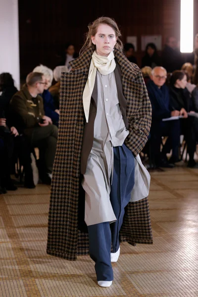 Look 6